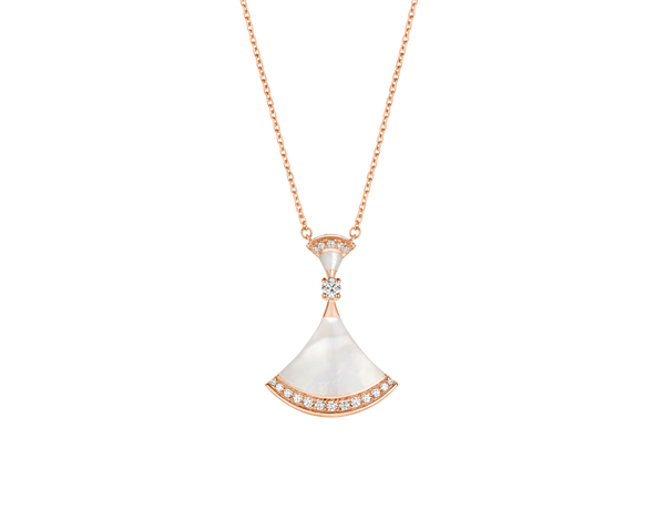 Divas' dream necklace