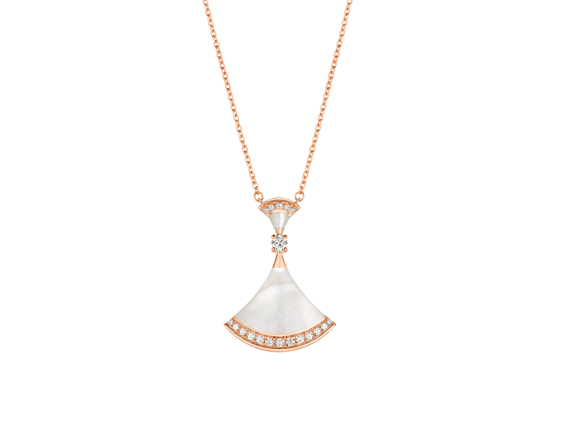 Divas' dream necklace