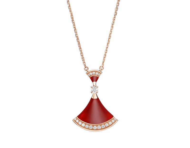Divas' dream necklace