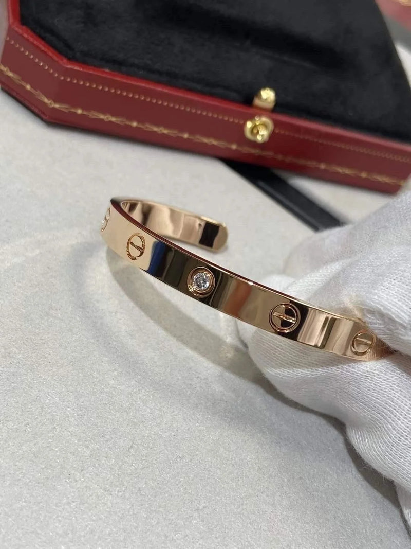 Love bracelet, 1 diamond