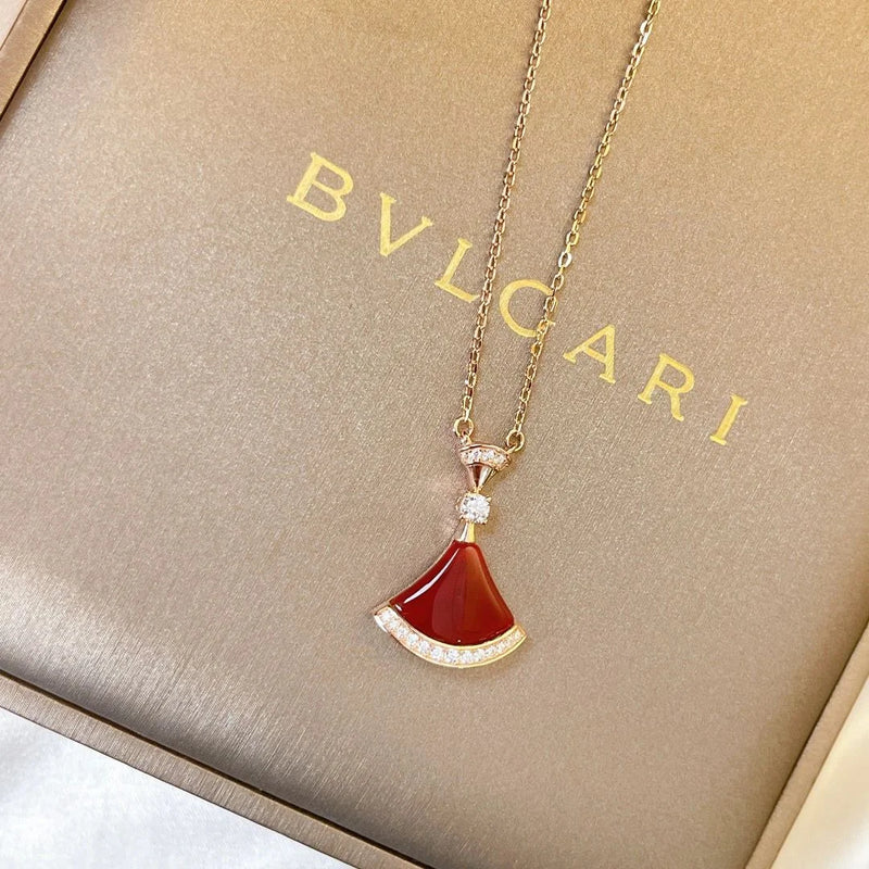 Divas' dream necklace