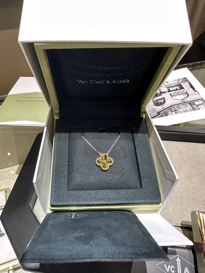Vintage Alhambra Necklace in Luxury Gold Design