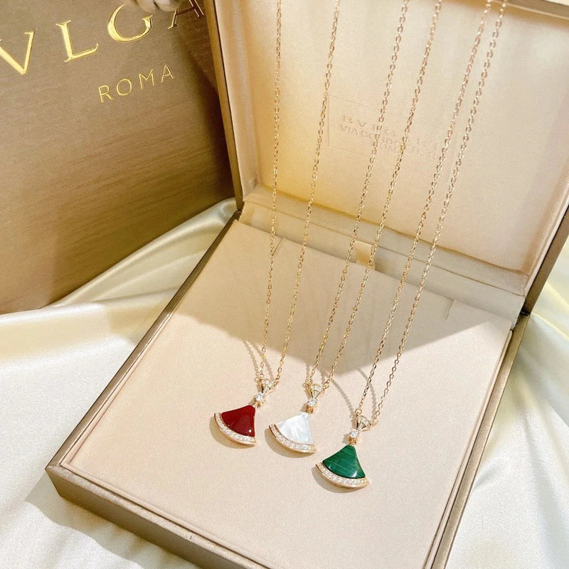 Divas' dream necklace